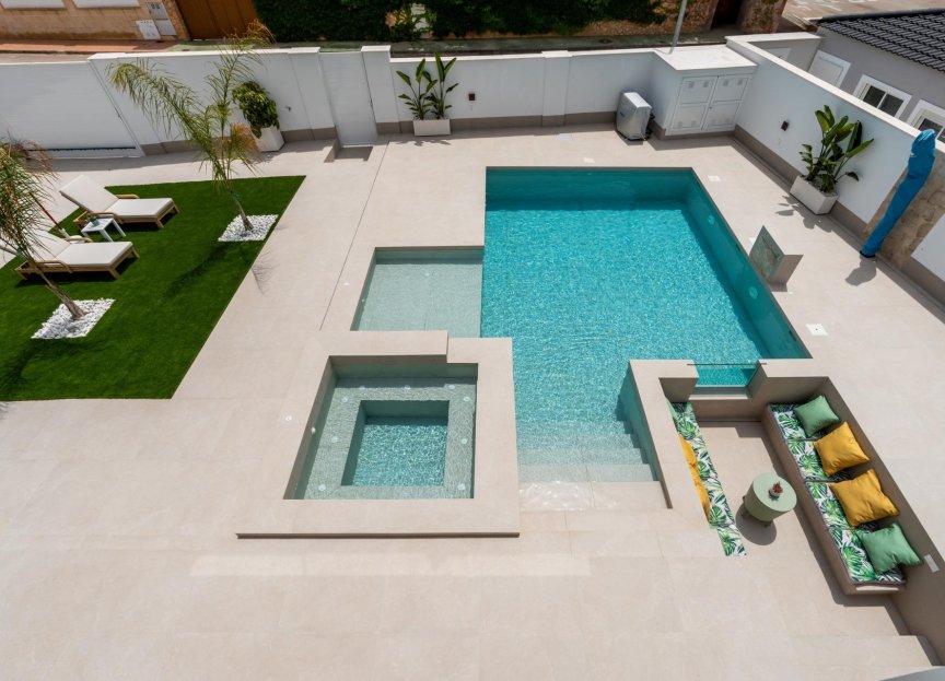 Obra nueva - Villa - Orihuela Costa - Campoamor
