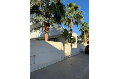 Villa - Reventa - Ciudad Quesada - Doña Pepa
