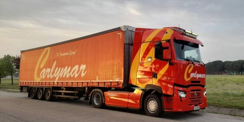 Założenie firmy transportowej w Hiszpanii: Przewodnik po wymaganych dokumentach i pozwoleniach