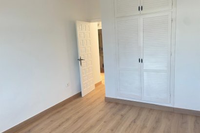 Resale - Villa - Orihuela Costa - Los Dolses