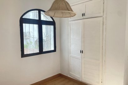 Resale - Villa - Orihuela Costa - Los Dolses