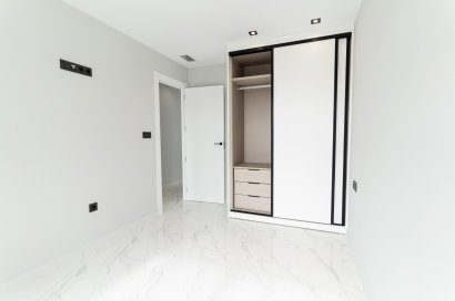 Obra nueva - Villa - Orihuela Costa - Punta Prima